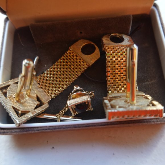 Vintage Cufflinks and Tie Tack - Picture 2 of 3